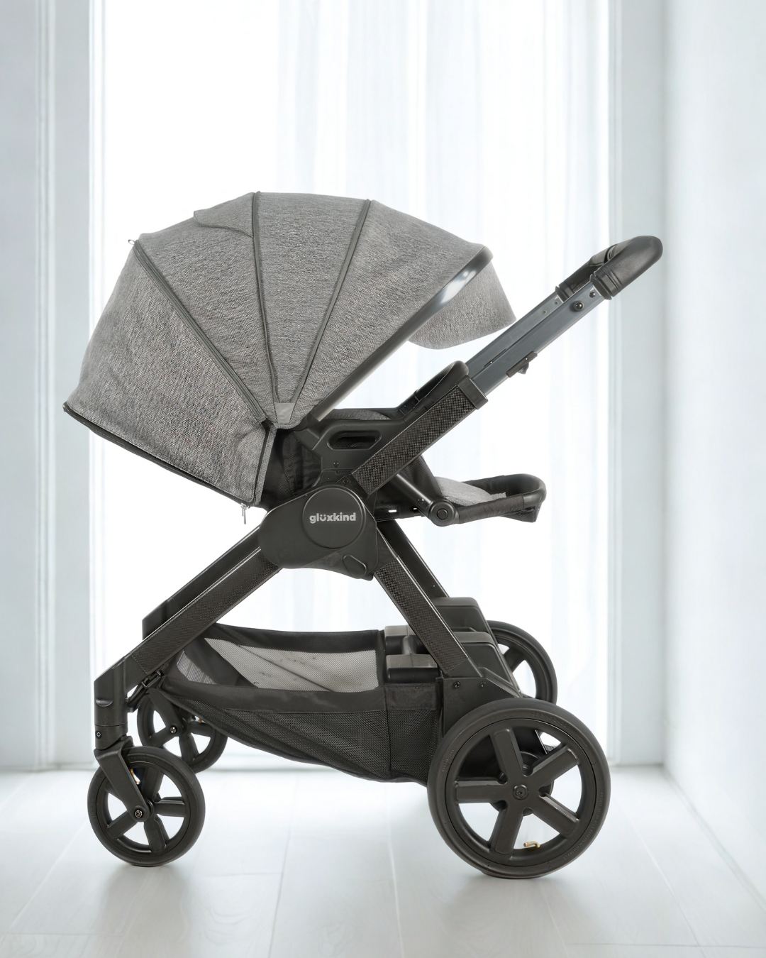 Glüxkind Rosa Smart Stroller (Flight-safe, modular battery)